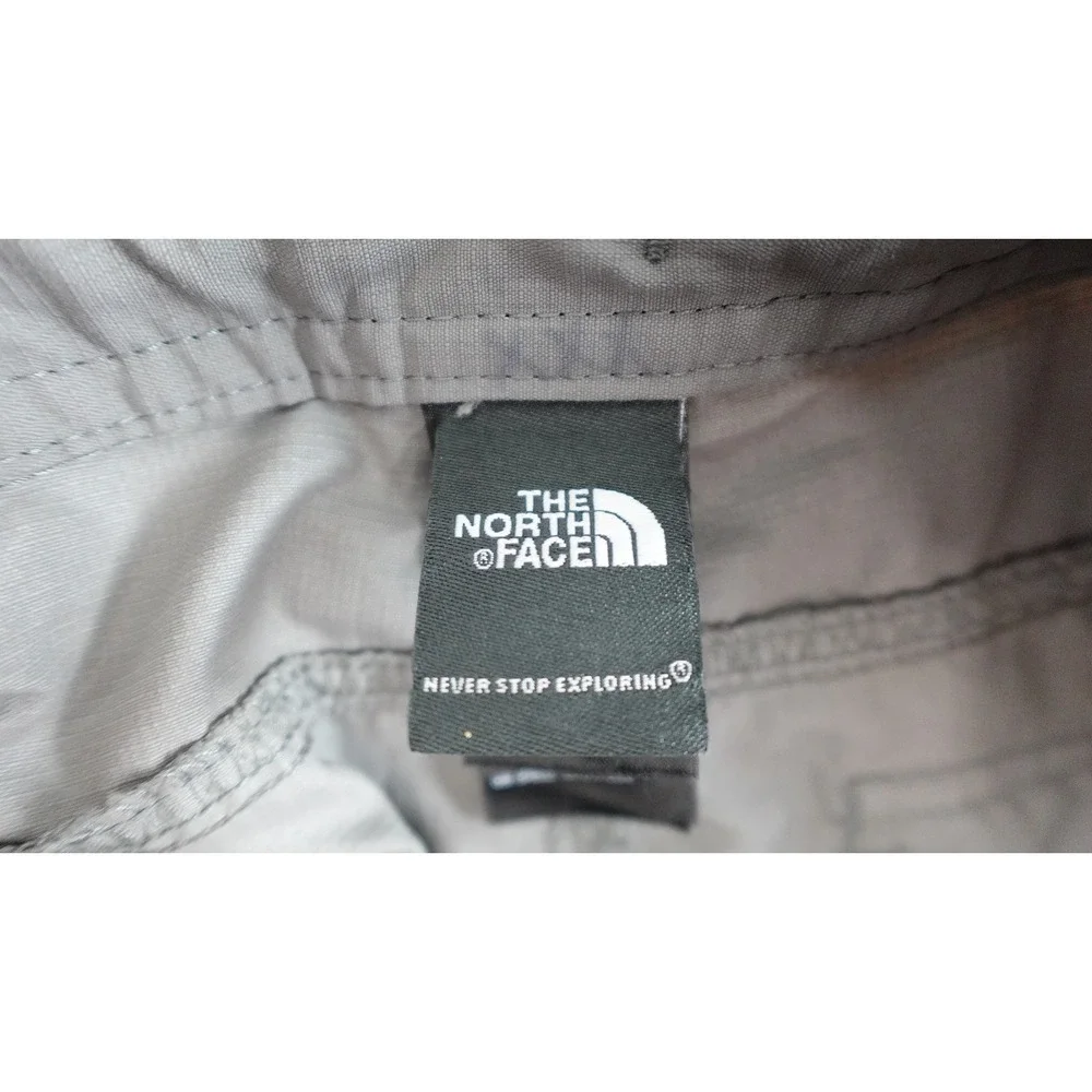 The North Face Mens Gray Convertible Hiking Pants Zip Off Cargo Trousers Size 12